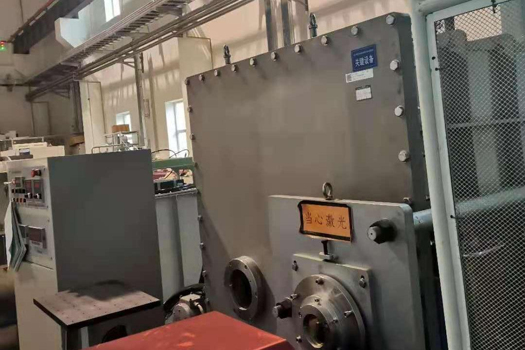 脈沖DF激光器實驗裝置